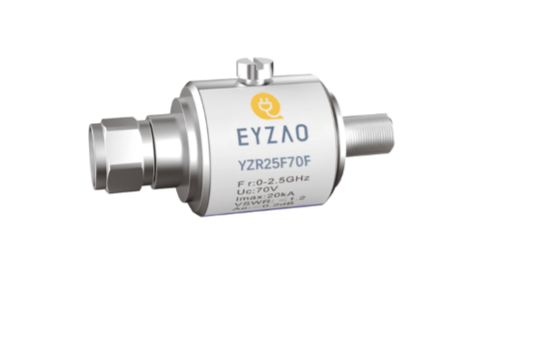 電氣電通流容量大、頻帶寬、插入損耗低、駐波比小、可饋送電源、結(jié)構(gòu)簡(jiǎn)單，易安裝維護(hù)。