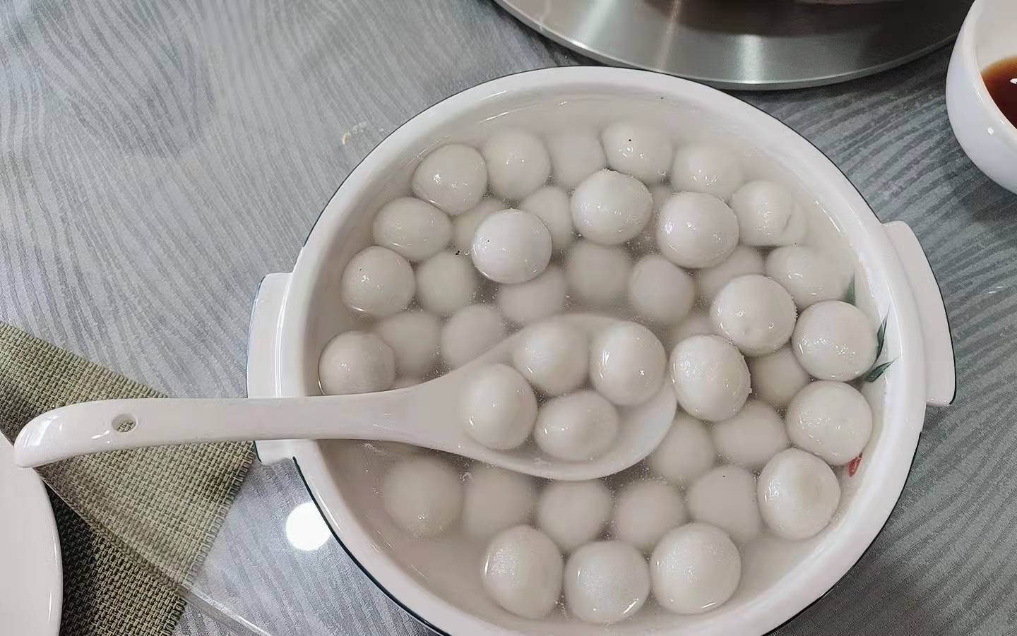 “冬至”大過(guò)年，人間小團(tuán)圓