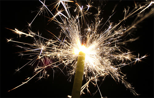 有的人會放出電火花, 這是什么道理 有的人會放出電火花, 這是什么道理